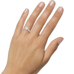 Diamond Solitaire Engagement Ring​​​​